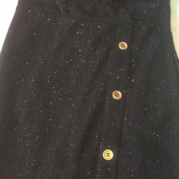 ❌DONATED❌Black Shimmer V-Neck Button Detail Knit Dress - Picture 6 of 8